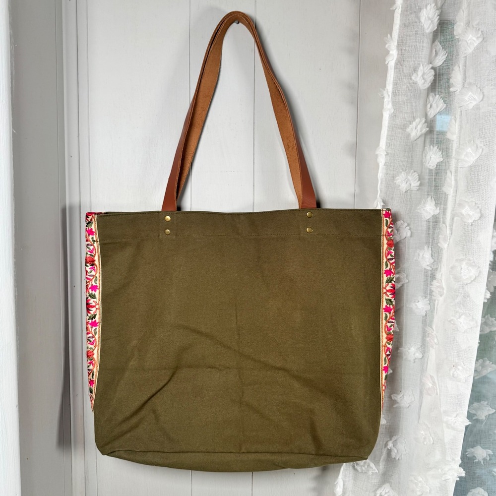 Trades of Hope Secret‎ Garden Olive Floral Embroidered Tote Bag Canvas Leather
